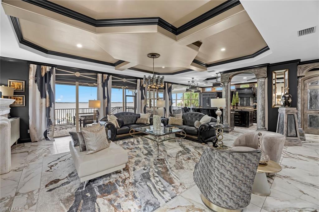 VALENCIA TERRACE - Residential