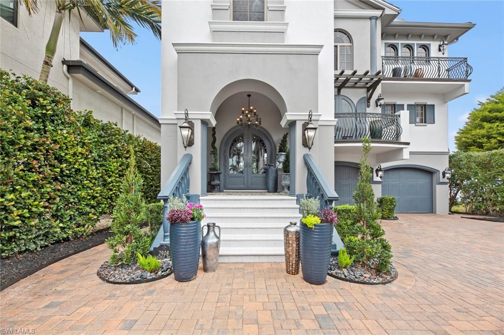 VALENCIA TERRACE - Residential