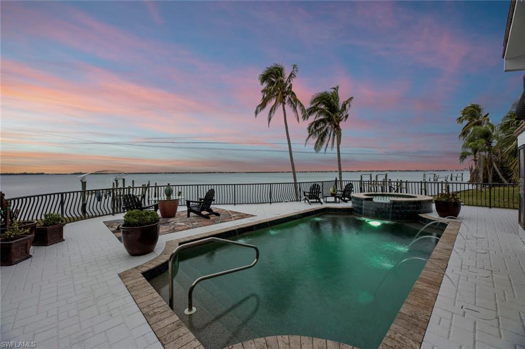 VALENCIA TERRACE - Residential