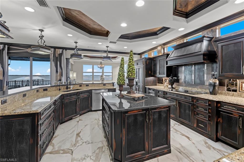 VALENCIA TERRACE - Residential