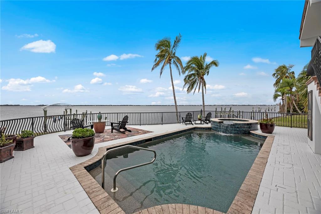 VALENCIA TERRACE - Residential