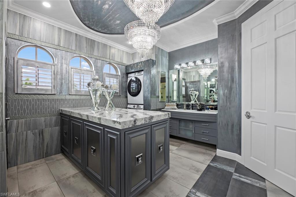 VALENCIA TERRACE - Residential