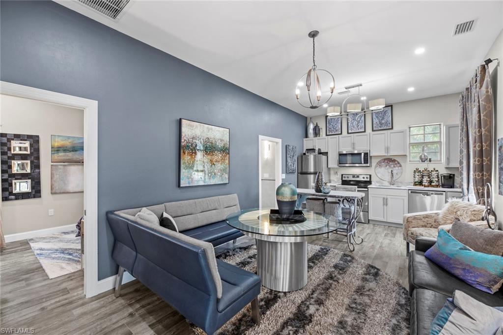 VALENCIA TERRACE - Residential