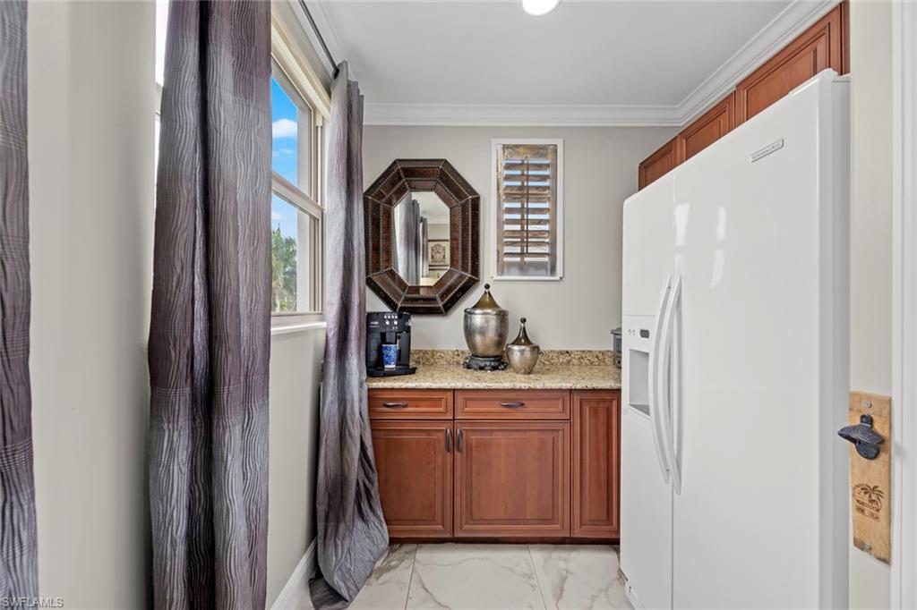 VALENCIA TERRACE - Residential