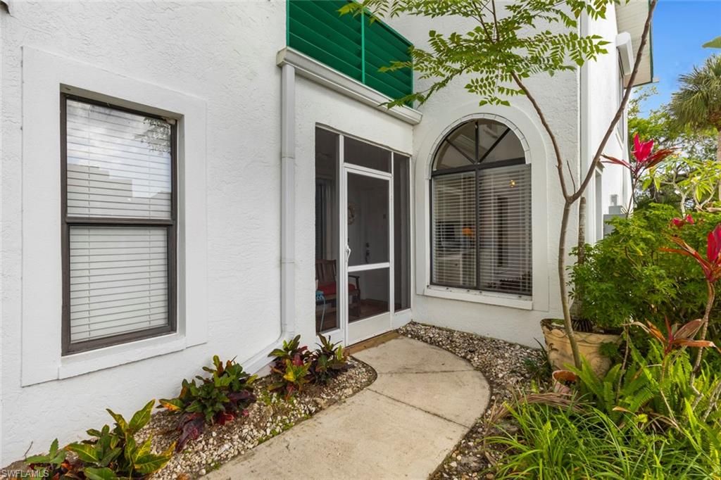 Photo of 2294 Anchorage LN #B, NAPLES, FL 34104 (MLS # 226016052)