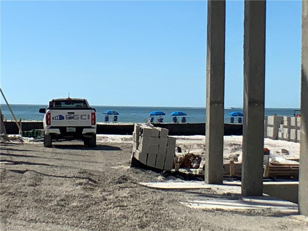 ISLAND SHORES - Land