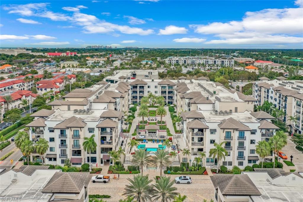 NAPLES SQUARE - Residential