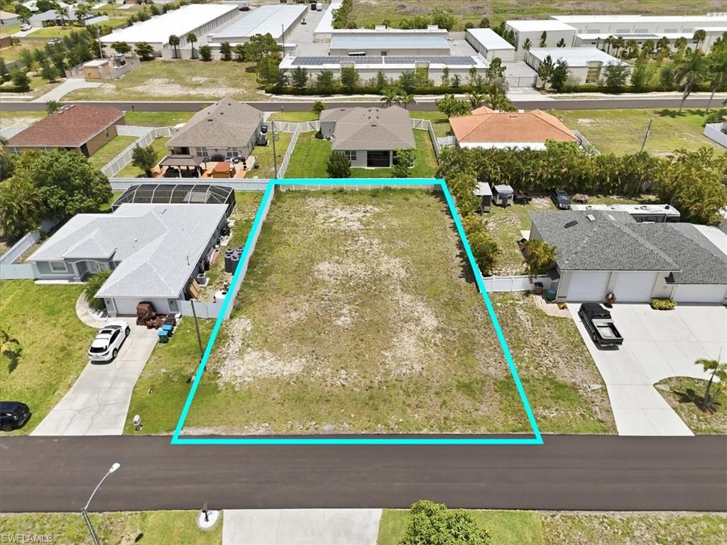 CAPE CORAL - Land