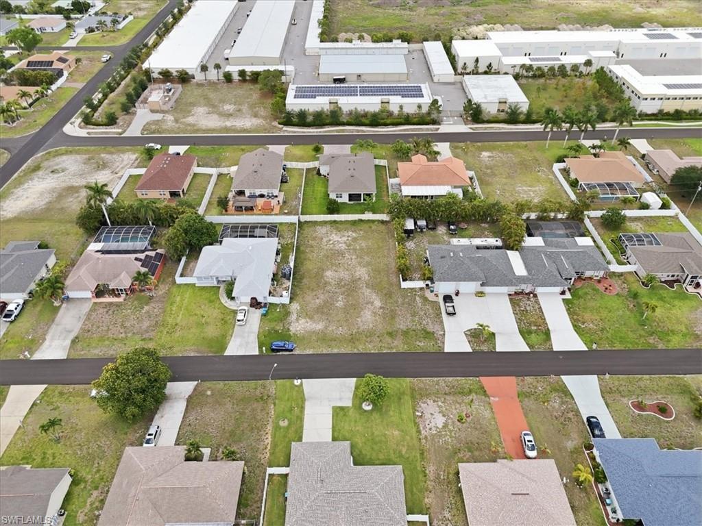CAPE CORAL - Land