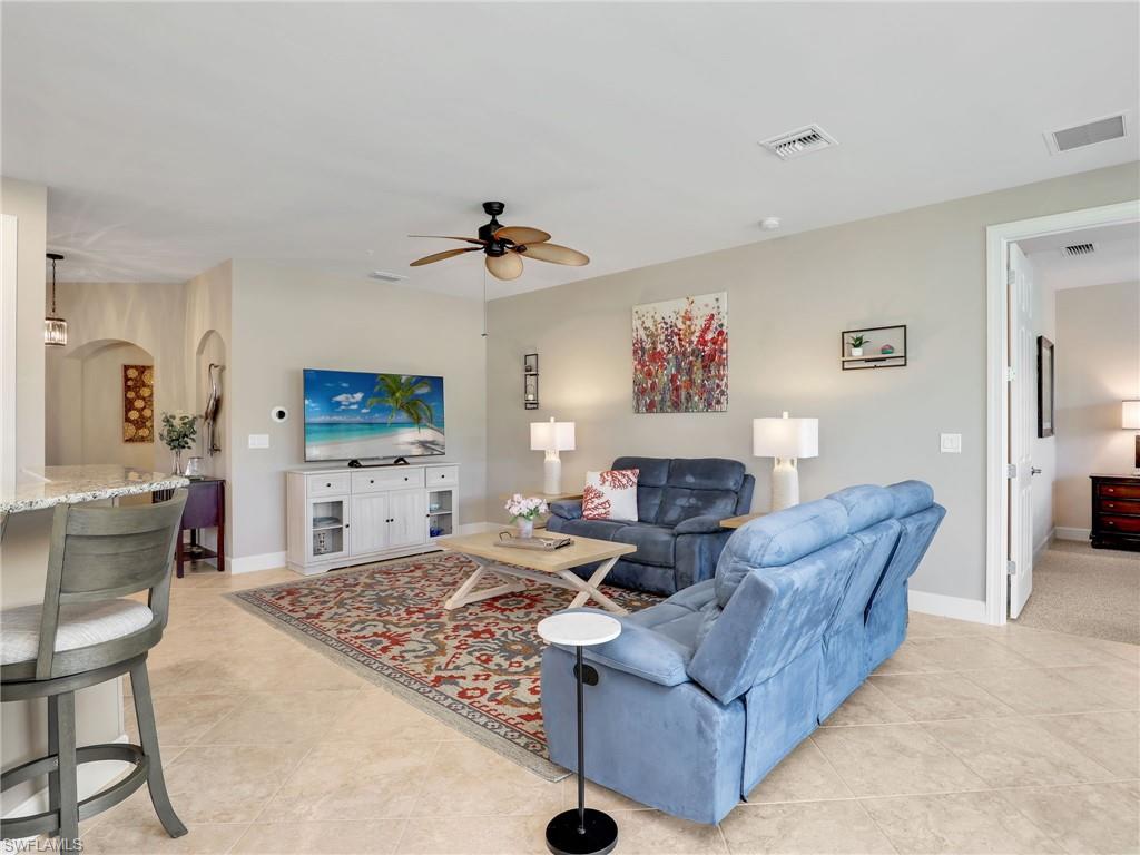 10231 Glastonbury CIR 102