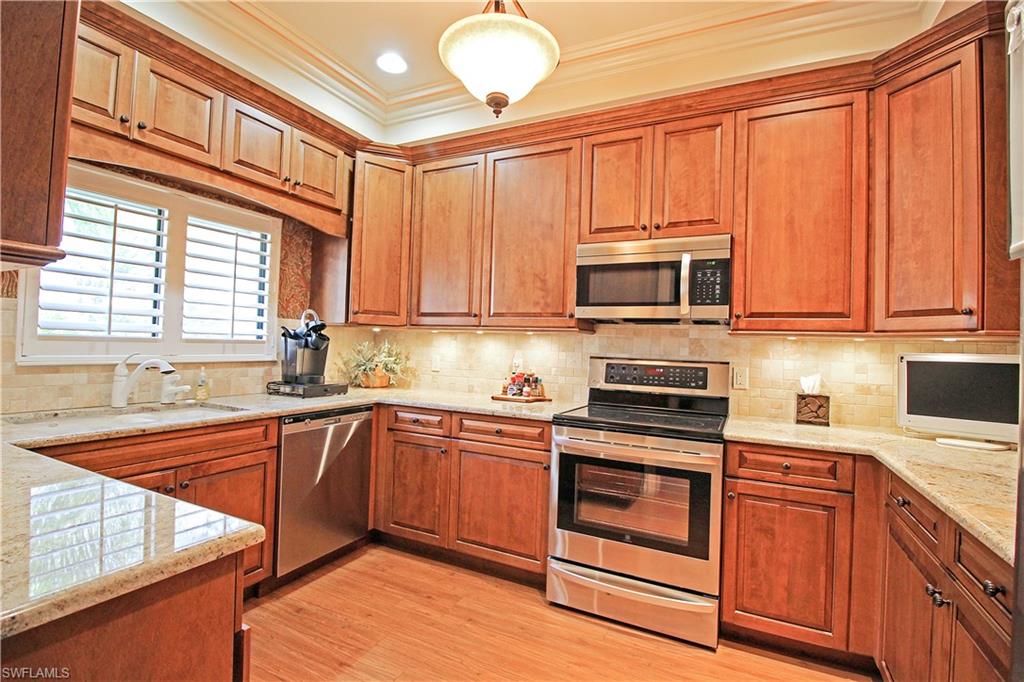 ARBOR TRACE - Residential