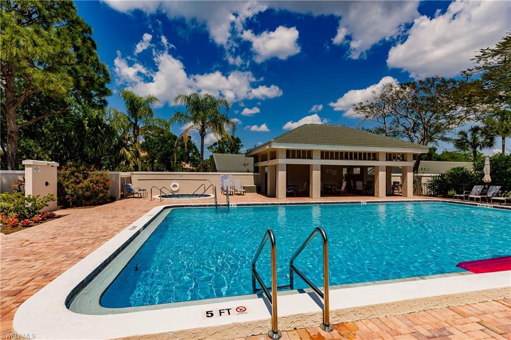 ARBOR TRACE - Residential