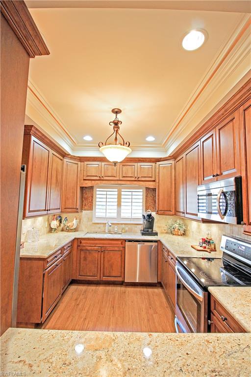 ARBOR TRACE - Residential