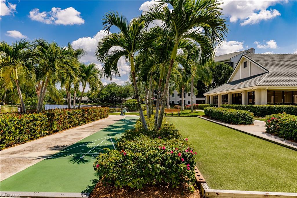 ARBOR TRACE - Residential