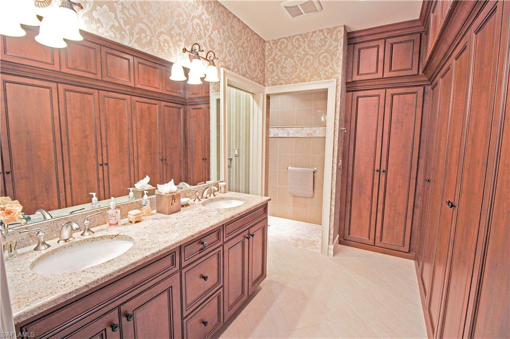 ARBOR TRACE - Residential