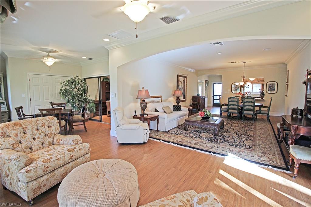 ARBOR TRACE - Residential