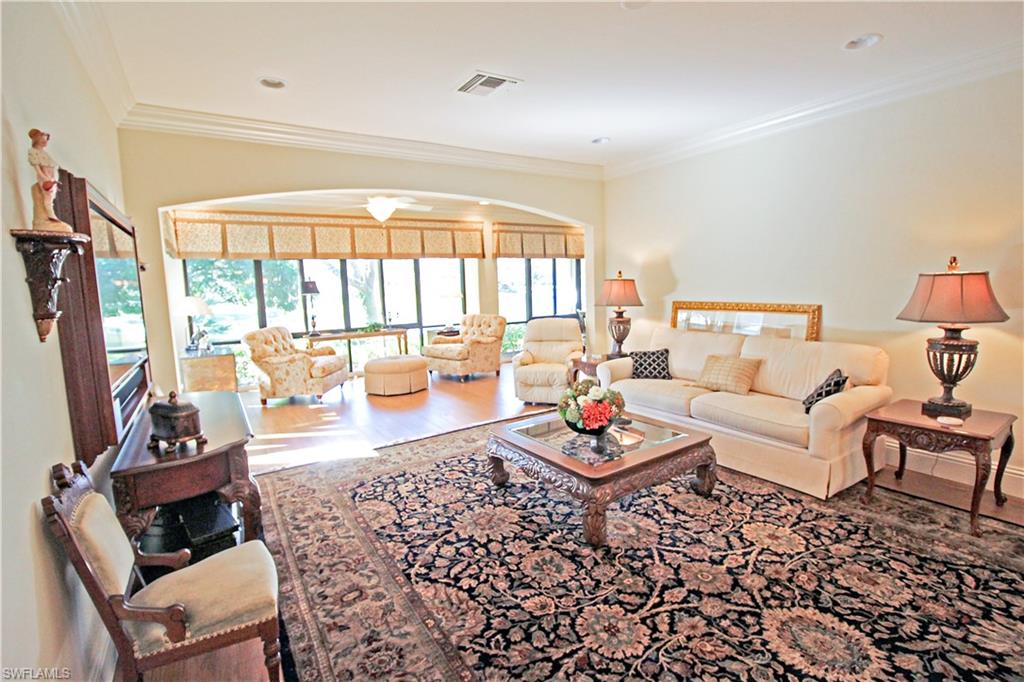 ARBOR TRACE - Residential