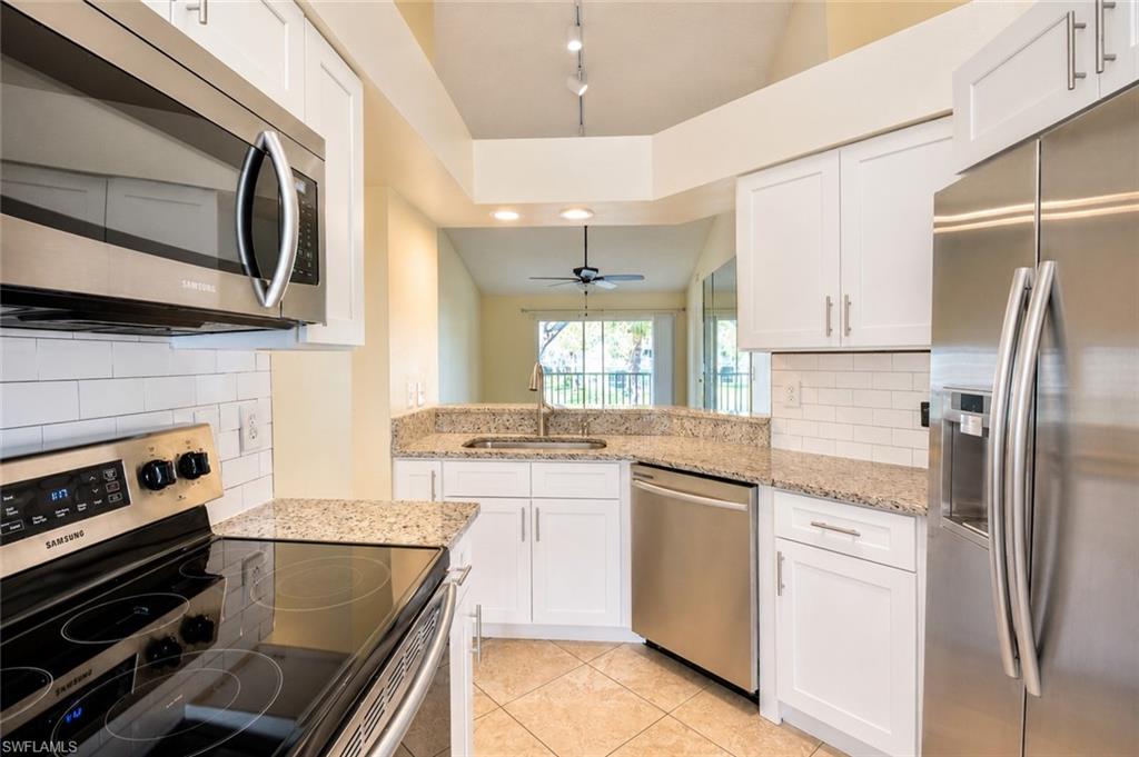 PIPERS POINTE - Residential