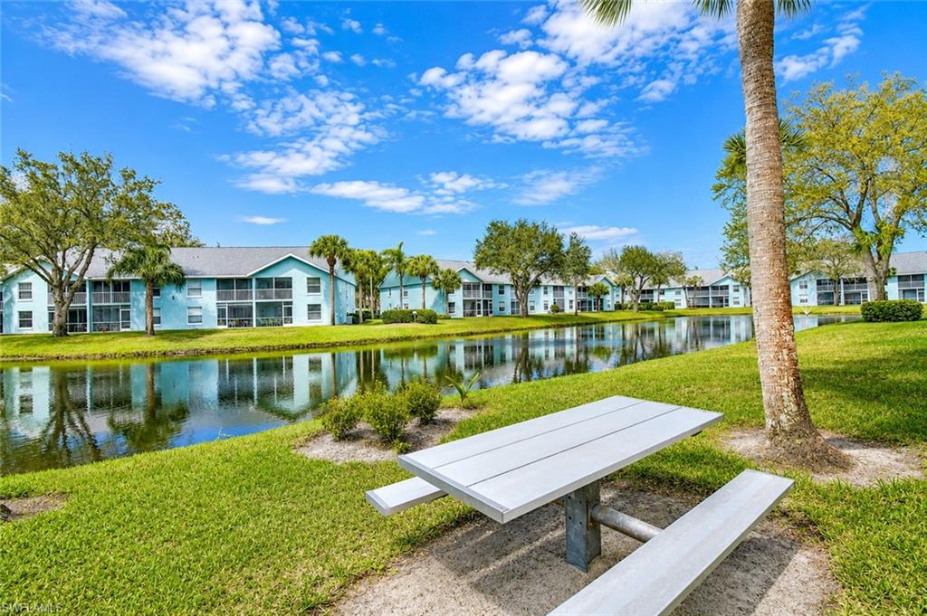 PIPERS POINTE - Residential
