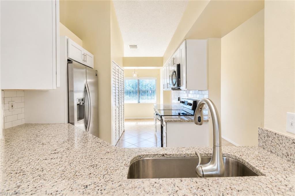 PIPERS POINTE - Residential