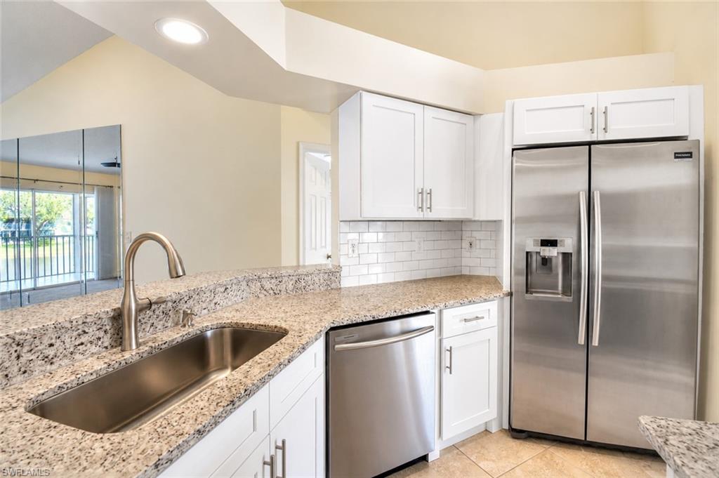 PIPERS POINTE - Residential