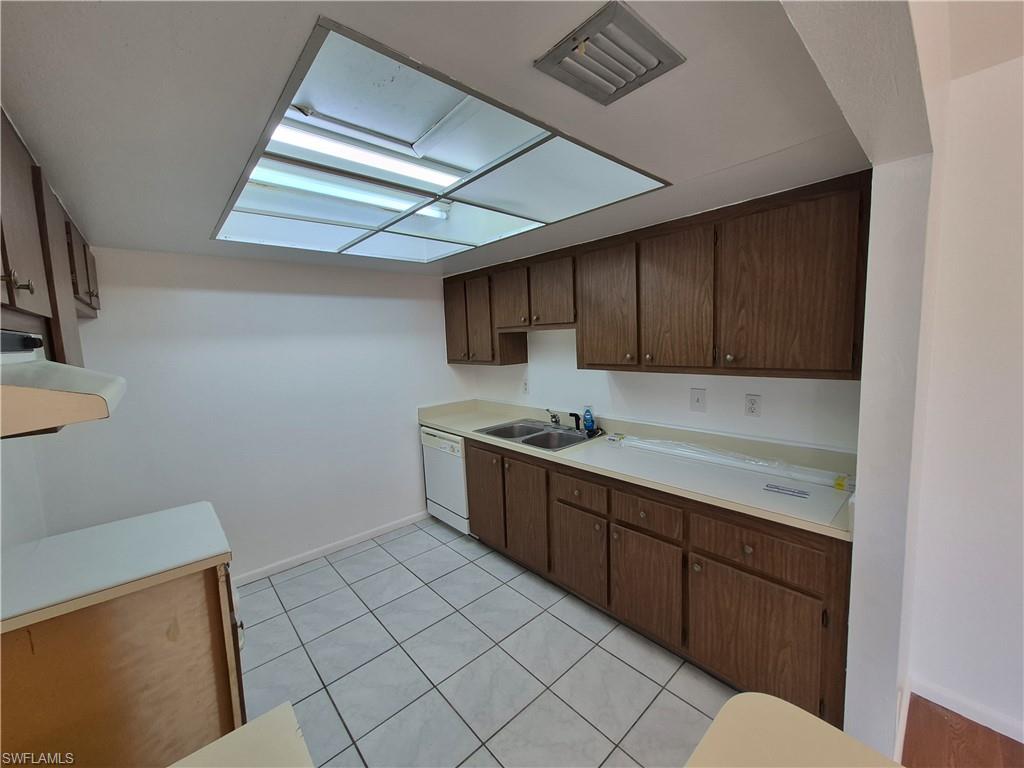 CYPRESS LAKE GARDENS CONDO - Residential