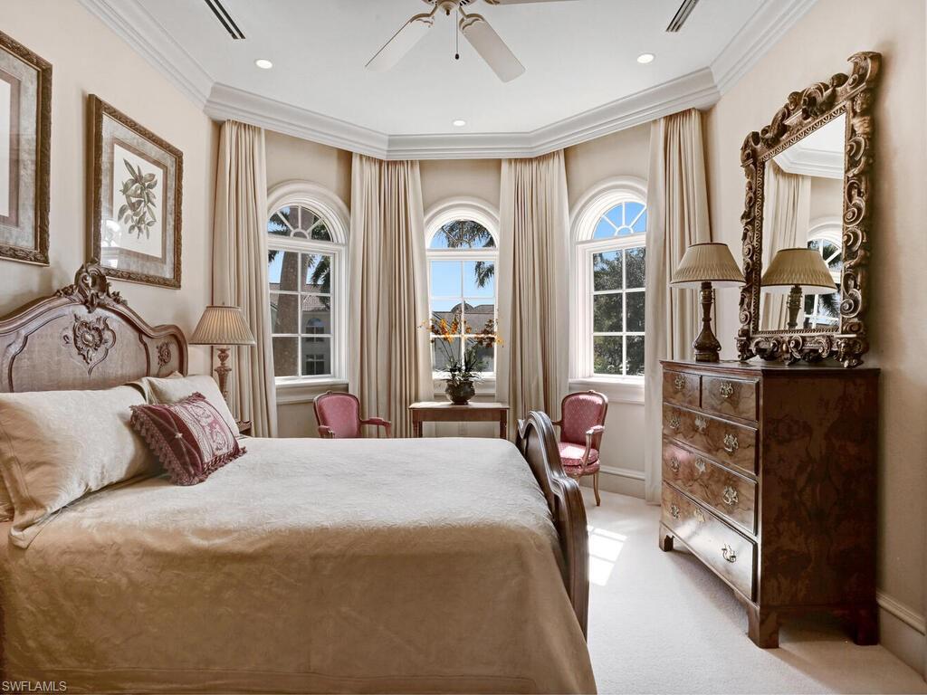 BAY COLONY SHORES - Residential