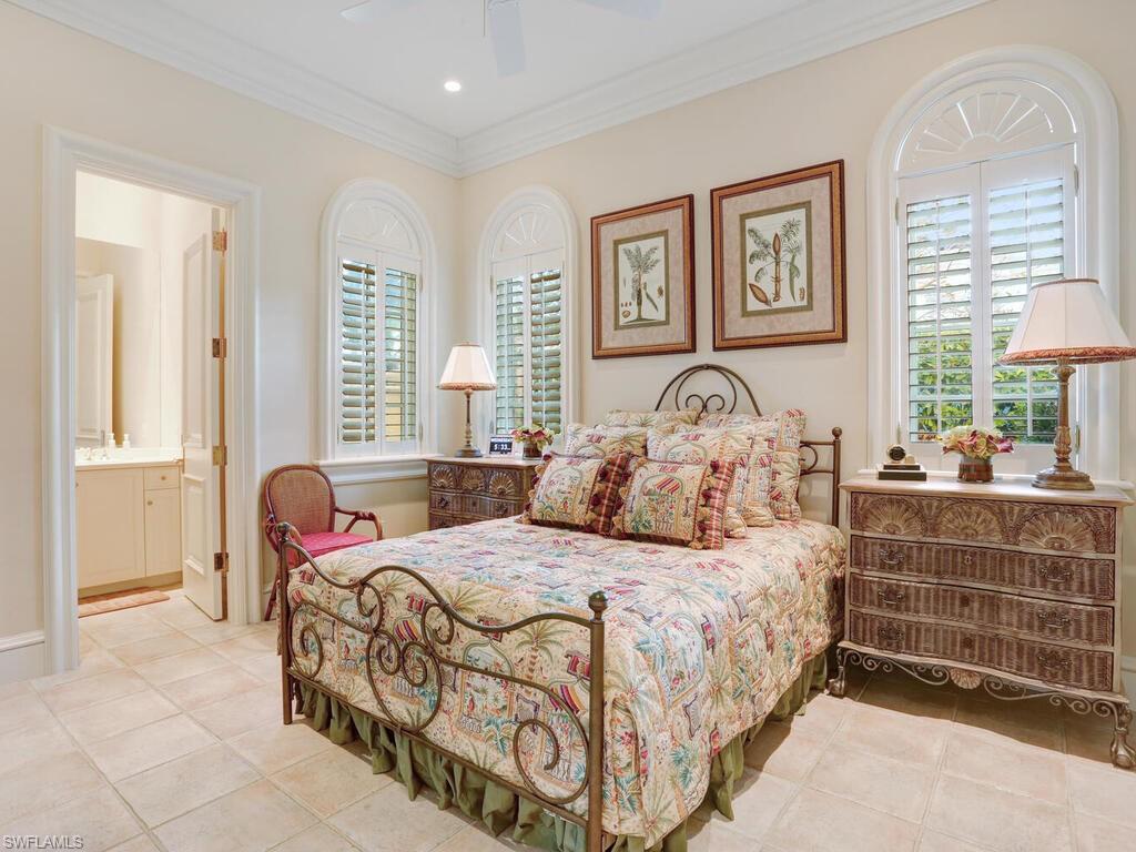 BAY COLONY SHORES - Residential