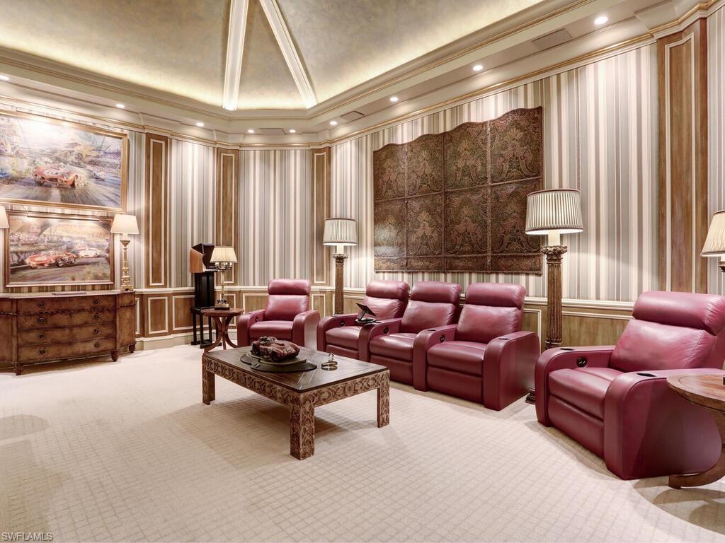 BAY COLONY SHORES - Residential