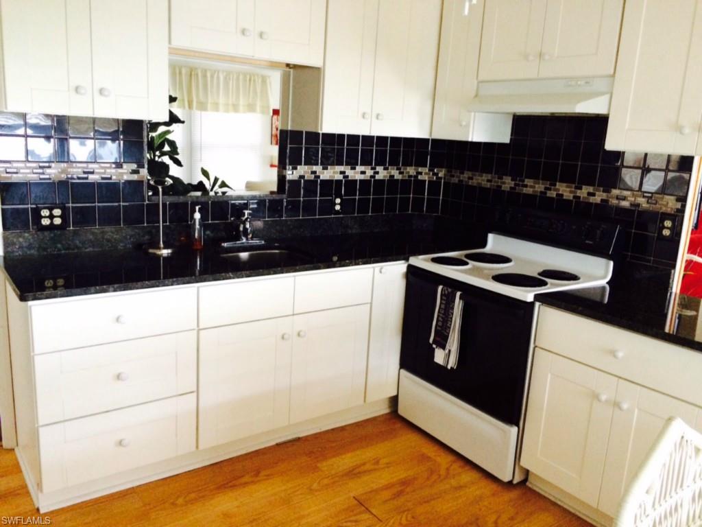 THUNDERBIRD MOBILE HOMES - Residential