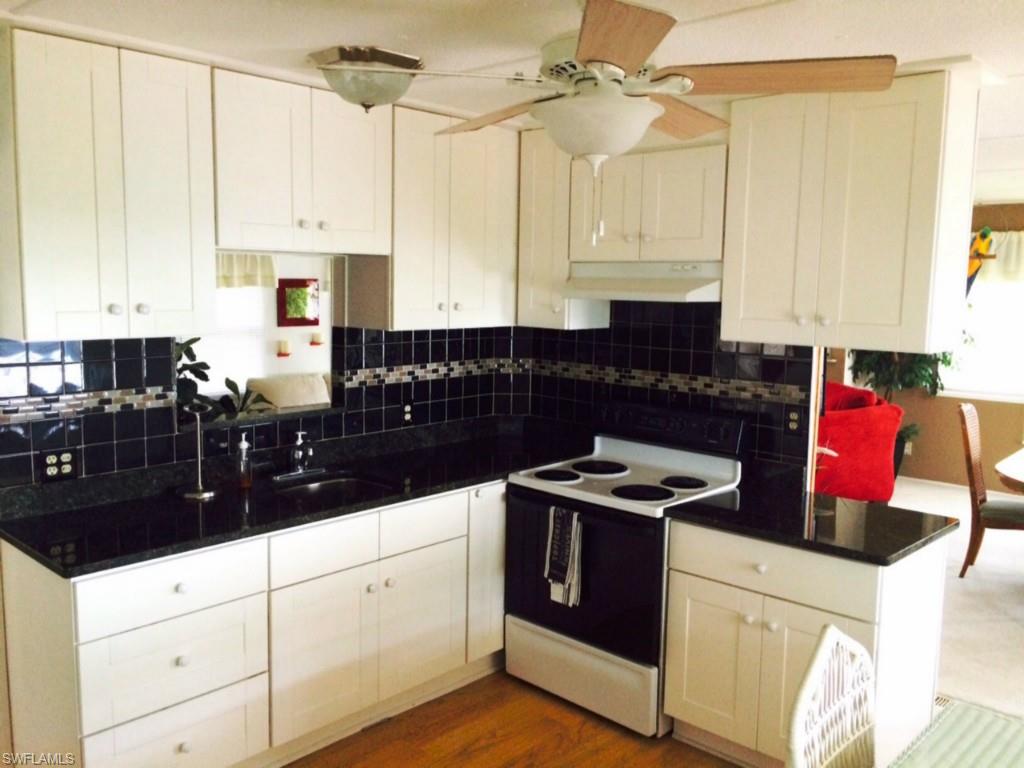 THUNDERBIRD MOBILE HOMES - Residential