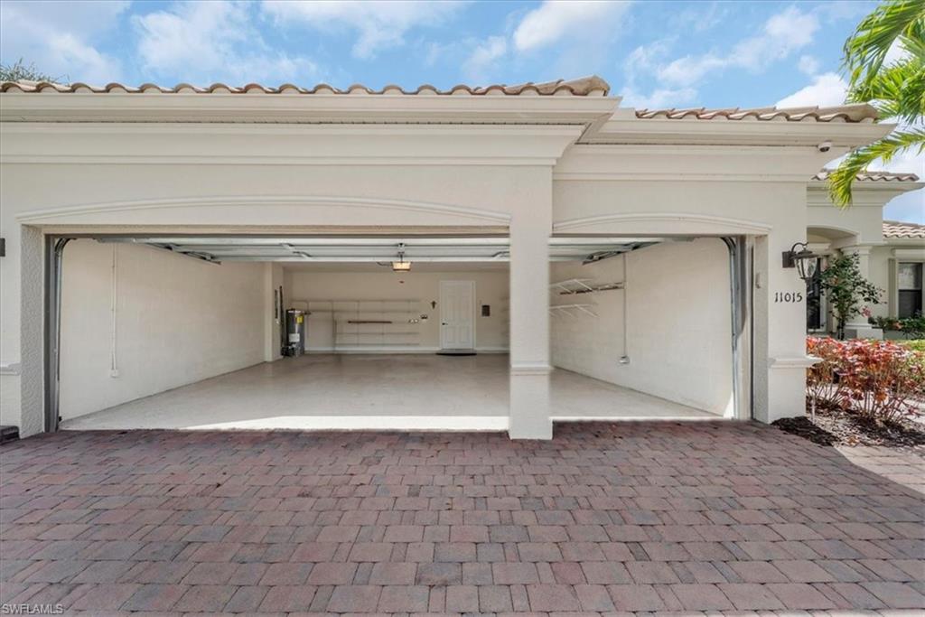 REFLECTION ISLES - Residential