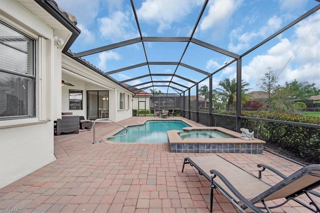 REFLECTION ISLES - Residential