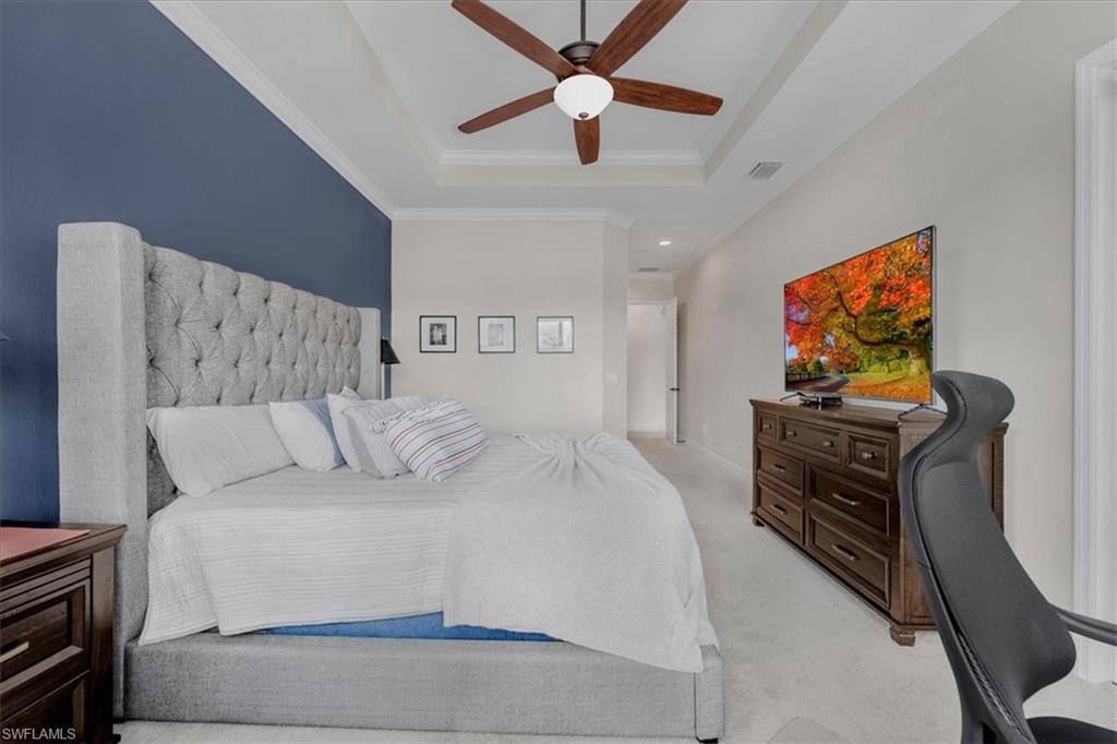 REFLECTION ISLES - Residential