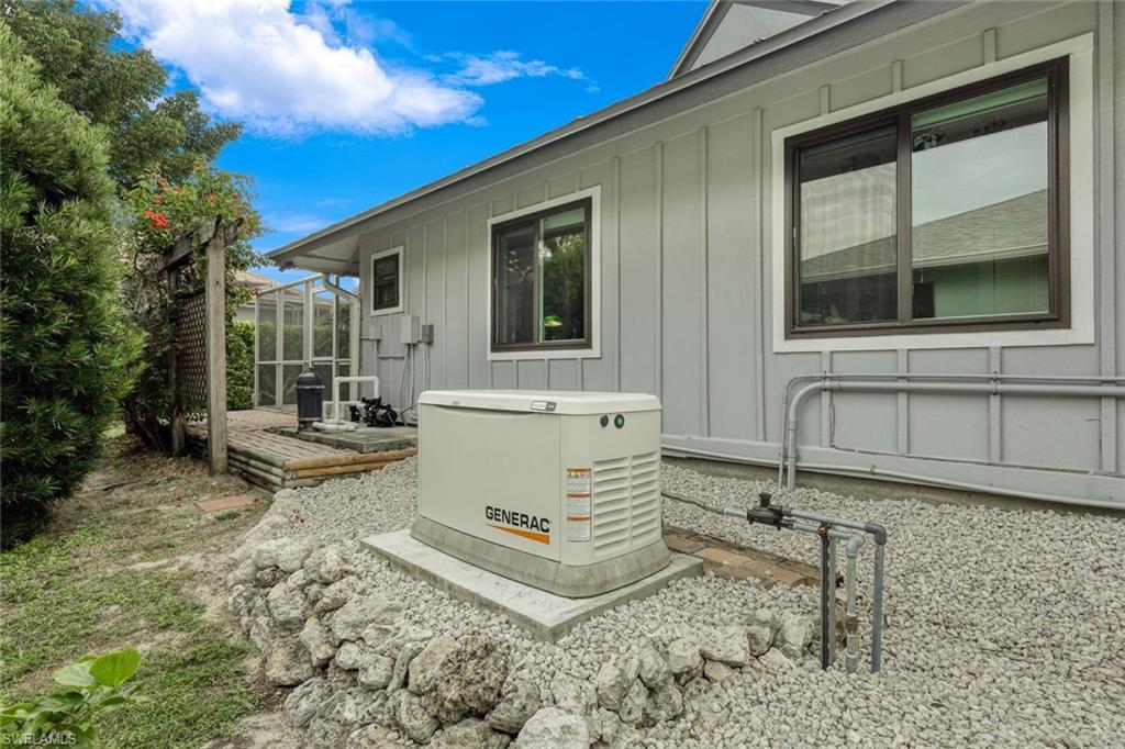 MARCO ISLAND - Residential