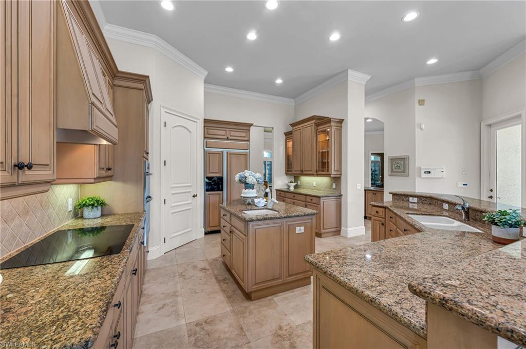 GREY OAKS - Residential