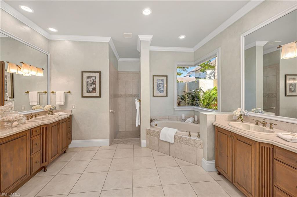 GREY OAKS - Residential