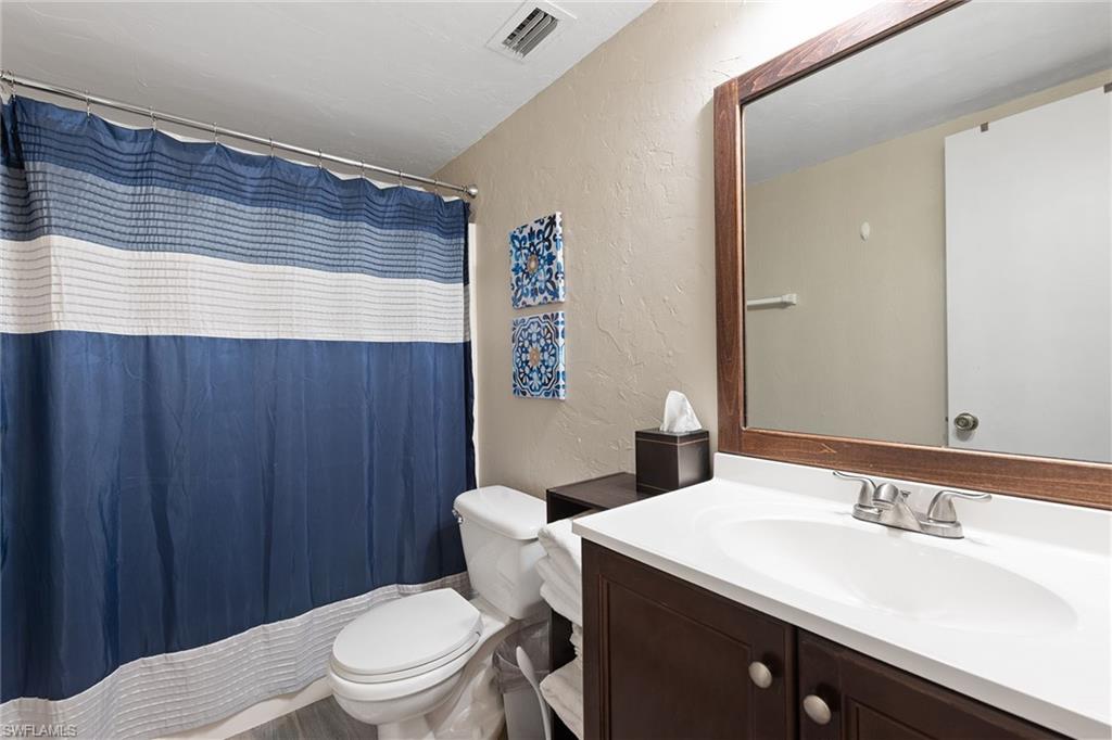 OAKES ESTATES - Residential