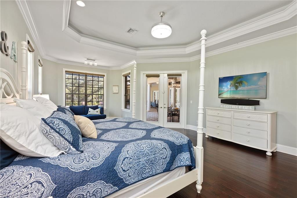 OAKES ESTATES - Residential