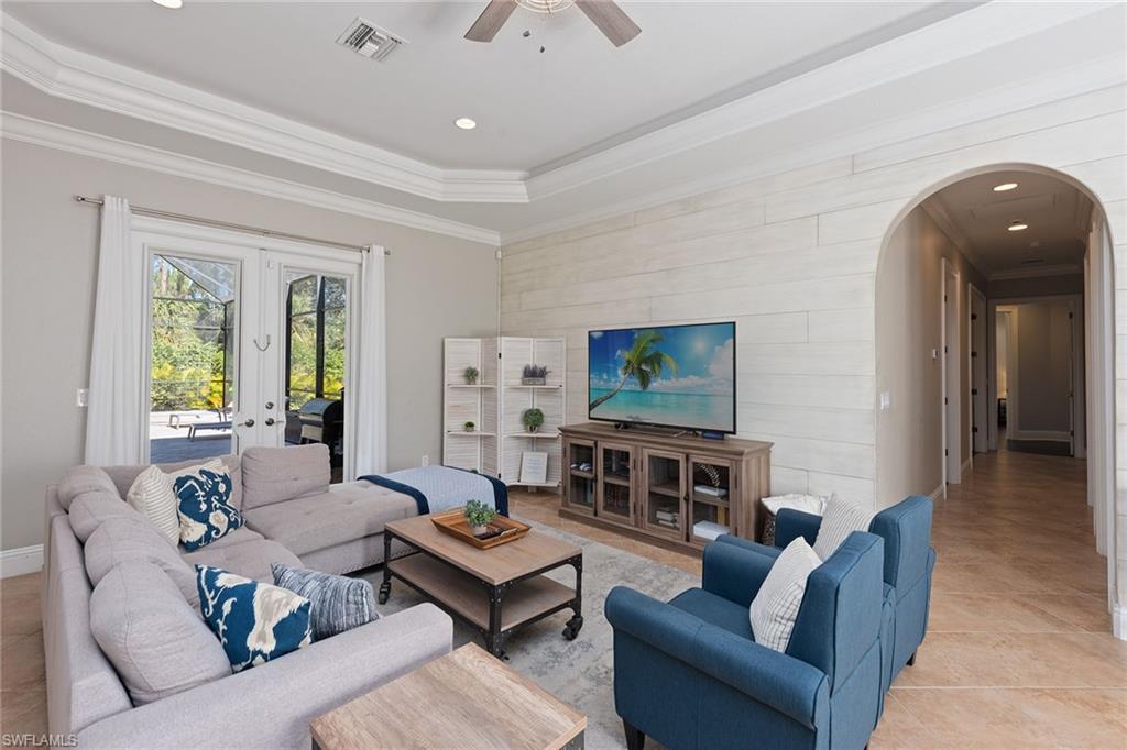 OAKES ESTATES - Residential