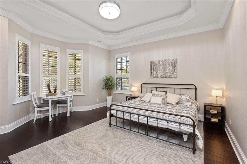 OAKES ESTATES - Residential