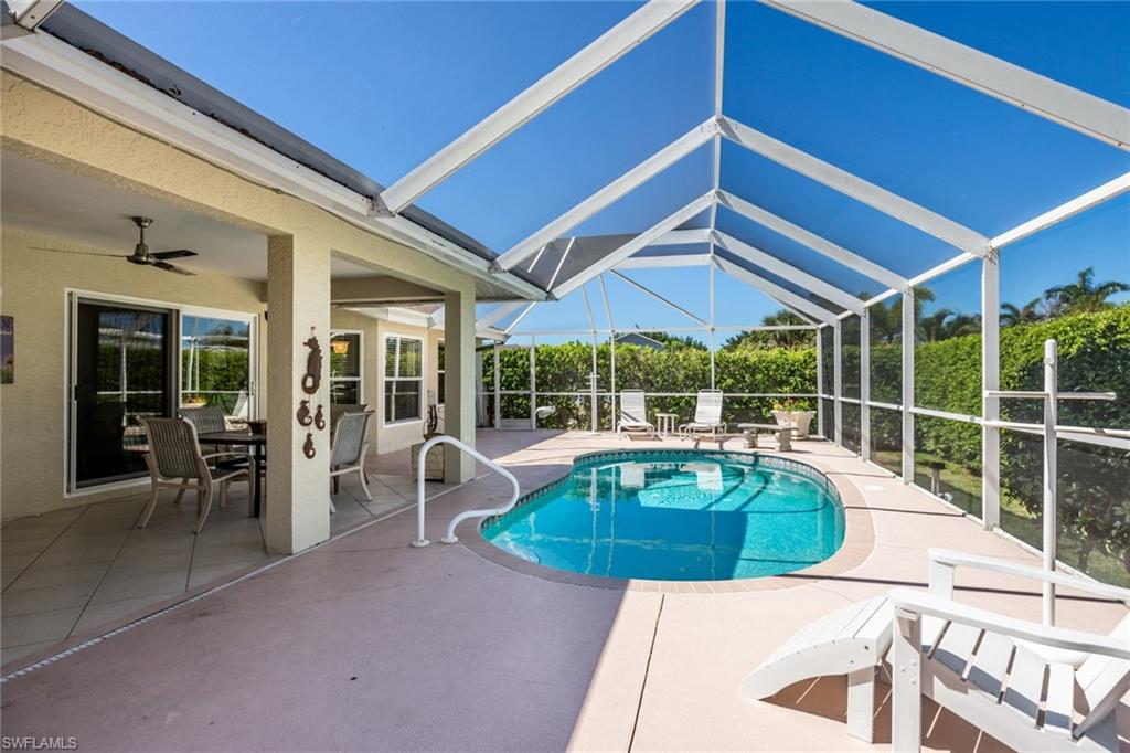 MARCO BEACH - Residential