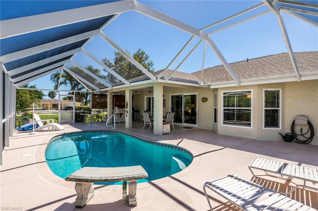 MARCO BEACH - Residential