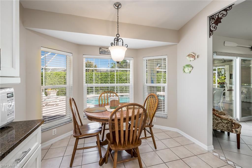 MARCO BEACH - Residential