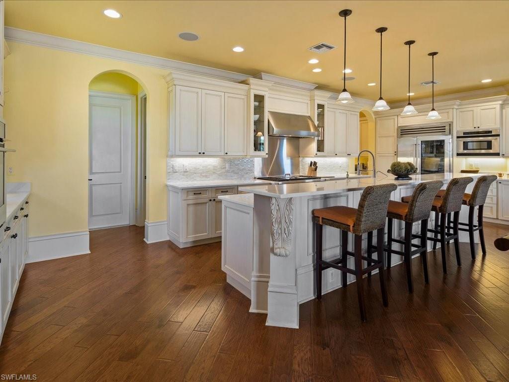 ROYAL HARBOR - Residential