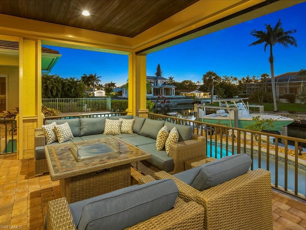 ROYAL HARBOR - Residential