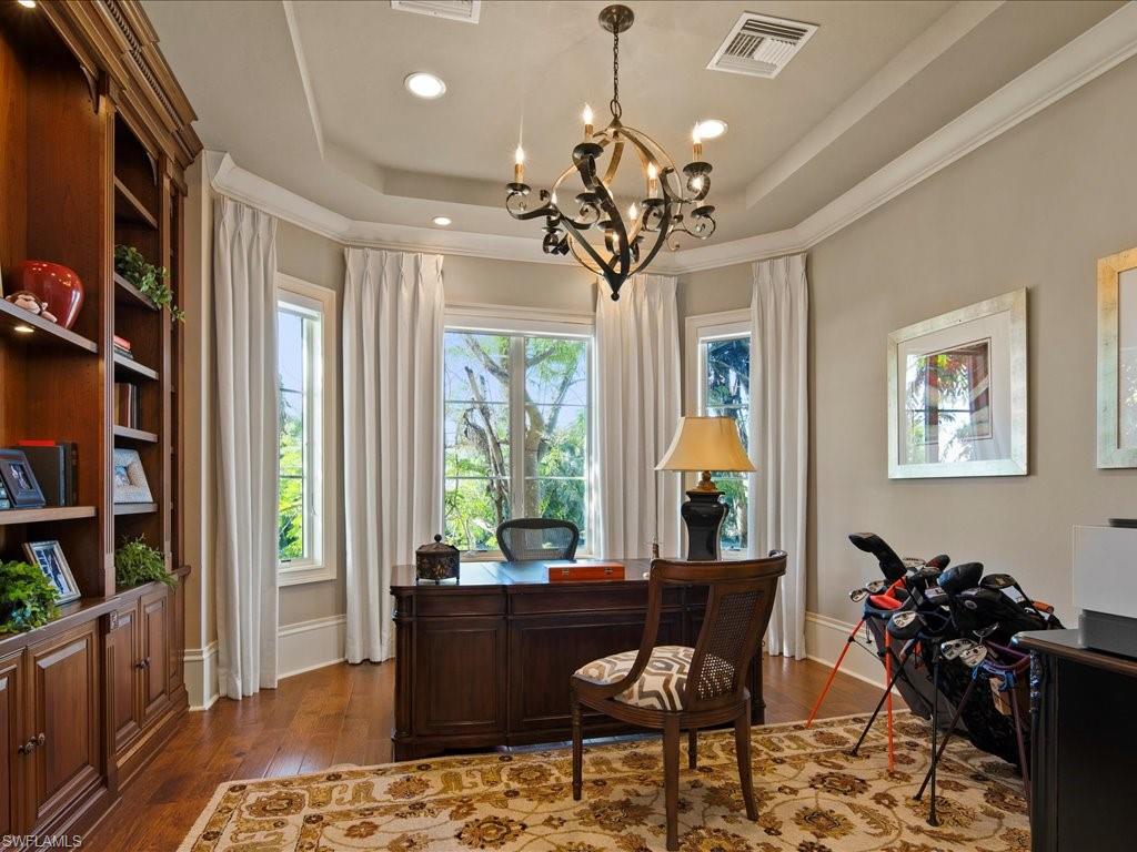 ROYAL HARBOR - Residential