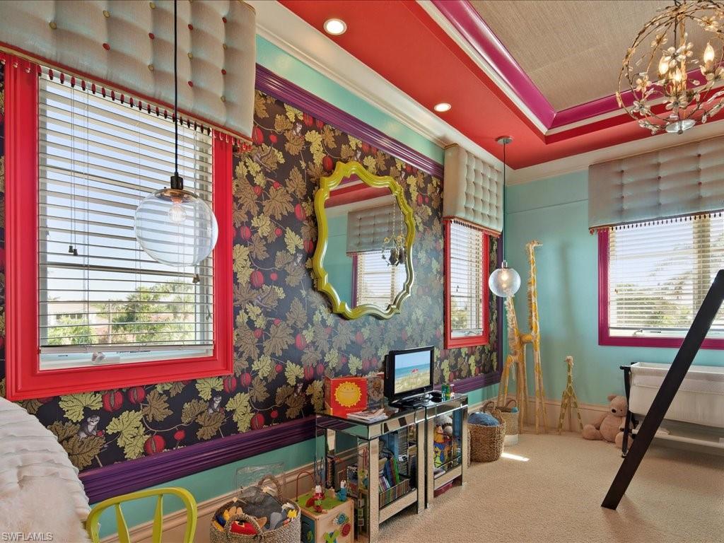 ROYAL HARBOR - Residential