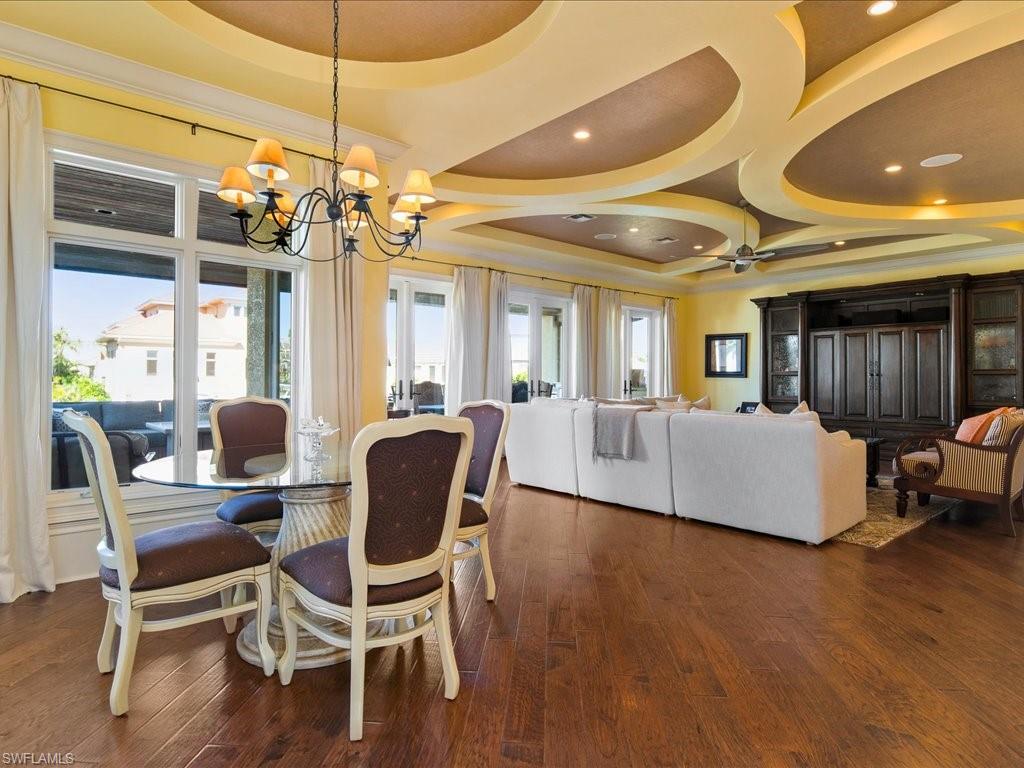 ROYAL HARBOR - Residential