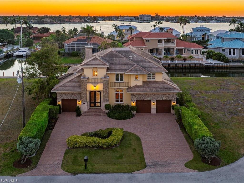 ROYAL HARBOR - Residential